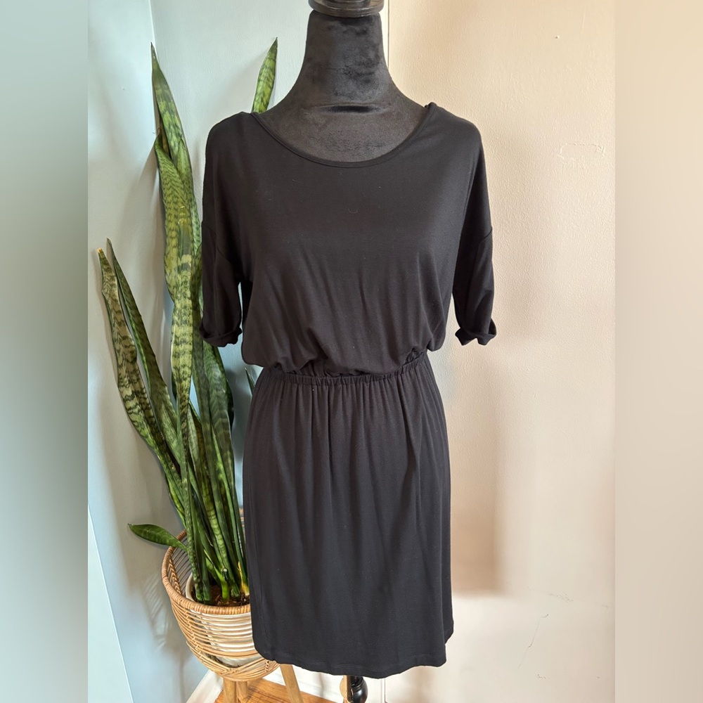 Calvin Klein Gray Sheath Dress with Dolman Sleeves